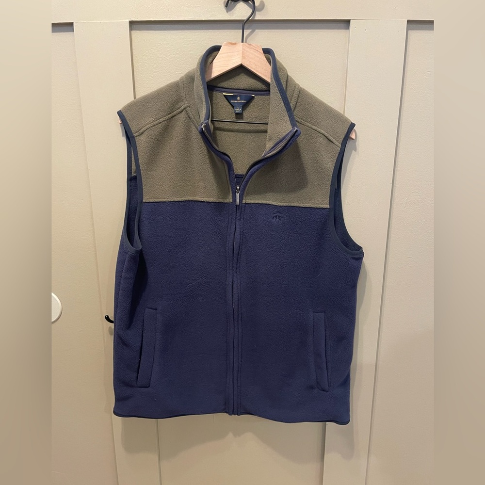 Brooks brothers fleece vest